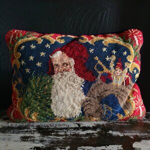 Vtg Christmas Santa Needlepoint Throw Pillow w/ Blue Velvet Back Zipper Closure